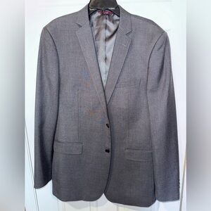 Men's Gray Two-Button Suit Jacket